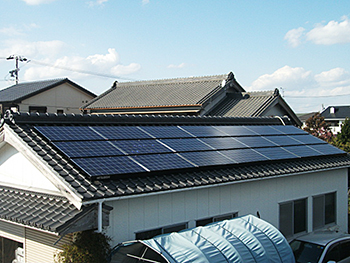 板金　樋　太陽光発電　漆喰　西尾市　吉良町　屋根　瓦　修理　葺き替え