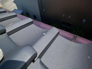 鳩　カバー工法　西尾市　漆喰　樋　一色町　塗装　修理　幡豆町　屋根　ｶﾗｰﾍﾞｽﾄ　太陽光発電　葺き替え　板金　瓦　樋