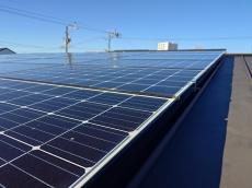 太陽光ﾊﾟﾈﾙ　側面　上側　パネル　挟み込み　ステンレス金具　取付
