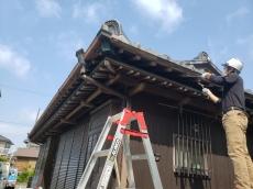 既設　軒樋　撤去　新しい　軒樋　金具　取付