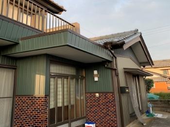 施工完了　外壁　軒天　板金　張り　雨漏り　しない　外観　キレイ