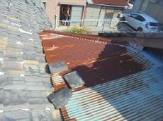 施工前　波板板金　錆び