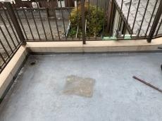 施工前　ベランダ　防水　様子　既設　ＦＲＰ防水　施工