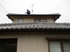 施工中　強風　瓦　飛ぶ　対策　平部(桟瓦)　ラバーロック工法　コーキング　施工中