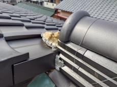棟取合部　屋根　瓦　漆喰　劣化　剥がれ　雨漏り