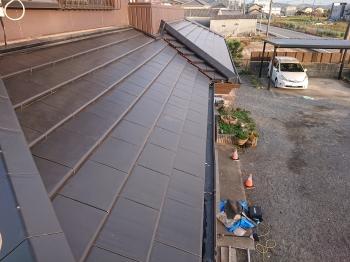モニエル　セメント瓦　陶器瓦　下屋根　葺き替え　完了