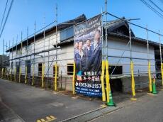 外壁　板金　下地　胴縁　施工