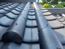 屋根　ツボ丸瓦　葺き土　劣化　瓦　動く