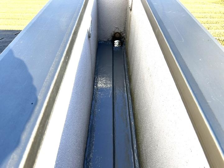 屋根　ベランダ　ポーチ　防水　雨漏り　FRP防水