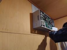 太陽光発電　既設　パワーコンディショナ　撤去中　感電　防止　事前　各ﾌﾞﾚｰｶｰ　切る　安全作業
