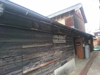 ﾎﾟﾘｶ　漆喰　吉良町　樋　修理　屋根　ｶﾗｰﾍﾞｽﾄ　塗装　一色町　瓦　幡豆町　葺き替え　西尾市　板金　鳩　太陽光発電
