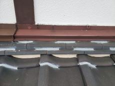 壁際　水切板金　穴　開く　雨漏り　原因