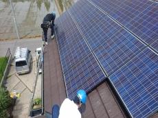太陽光発電　塗装　カバー工法　鳩対策　西尾市　吉良町　幡豆町　一色町　屋根　修理　葺き替え　板金　樋　漆喰