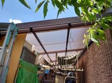 外装　リフォーム　ポリカ　屋根　足場設置　脱着　雨漏り　箇所　新しい　製品　取替え