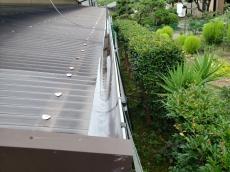 雨樋　軒樋　勾配　悪い　真ん中　雨水　溜まる　パナソニック　半丸