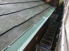 板金本体　引掛ける　軒先スターター　取付　屋根　板金カバー工法