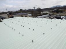 屋根　折半　架台金具　取付　完了　太陽光ﾊﾟﾈﾙ　太陽光発電