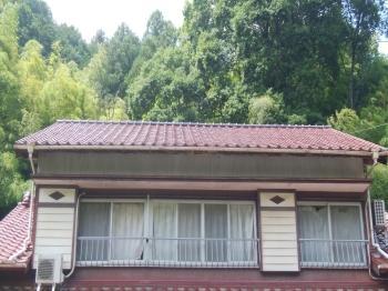 太陽光発電　鳩　ｶﾗｰﾍﾞｽﾄ　塗装　カバー工法　豊田市　西尾市　吉良町　一色町　幡豆　屋根　瓦　修理　葺き替え　板金　樋　漆喰