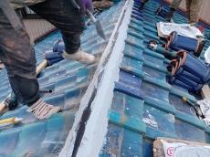 棟金具　取付後　樹脂木　取付　なんばん漆喰　シルガード　塗り　棟土　使用しない　防水性　耐久性　強い　材料　使用