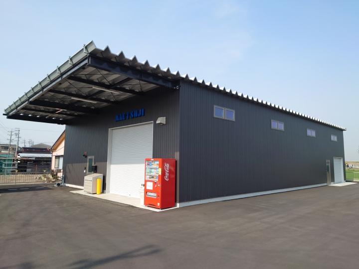 新築　外装　屋根　雨樋　外壁　板金工事