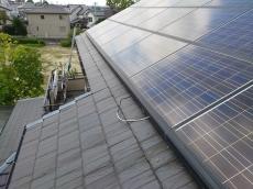 鳩　太陽光ﾊﾟﾈﾙ下　入る　太陽光ｹｰﾌﾞﾙ　押し出し　紫外線　原因　劣化