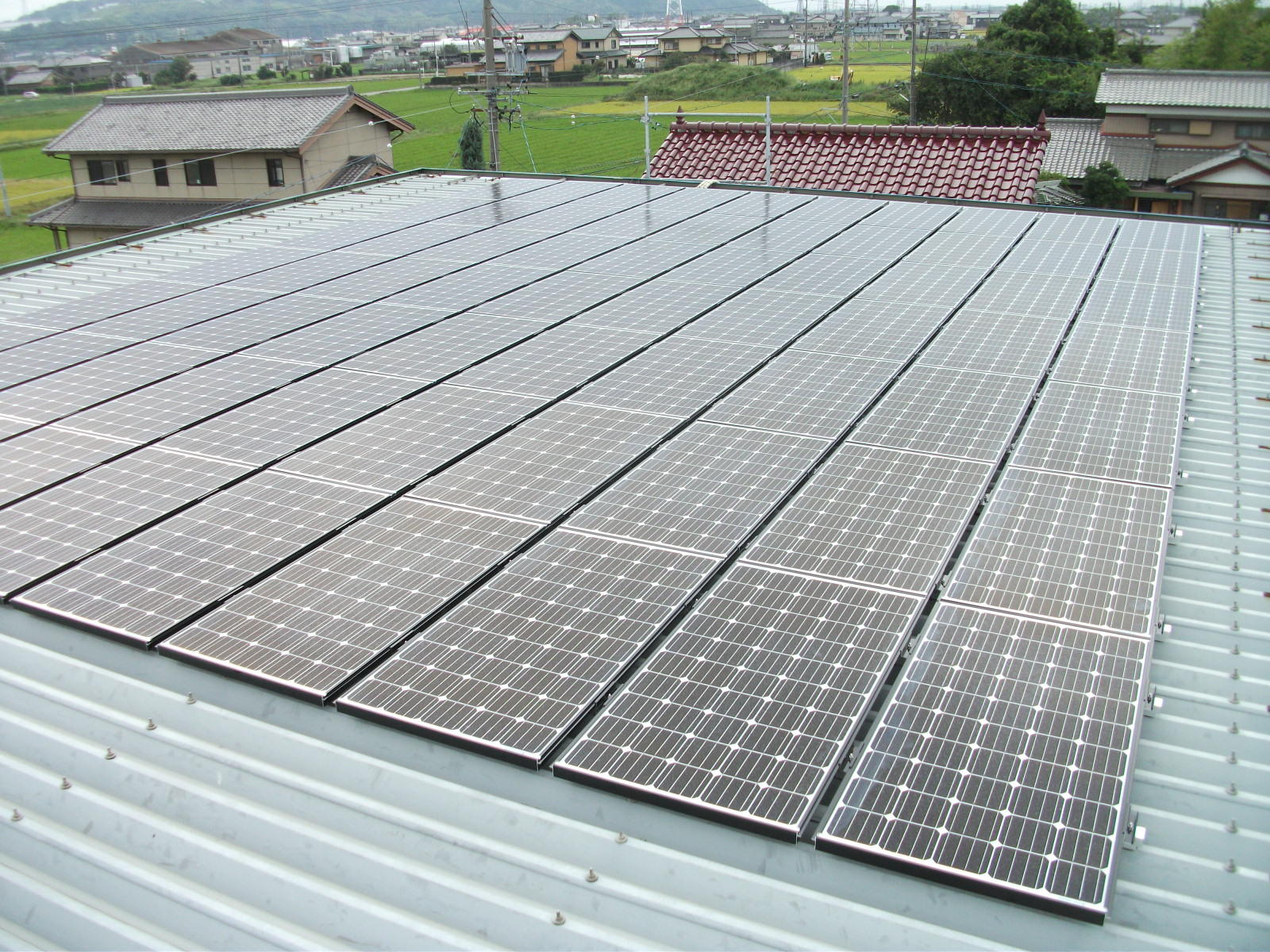 屋根　太陽光発電　吉良町　漆喰　瓦　葺き替え　修理　板金　西尾市　樋