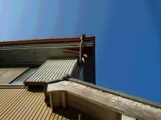 屋根　修理　瓦　葺き替え　板金　樋　漆喰　太陽光発電　西尾市　吉良町　幡豆町　一色町