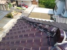 太陽熱温水器　配管　屋根上　這う　撤去　予定