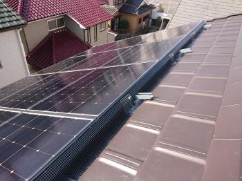 屋根上　瓦　太陽光パネル　4方　ステンレス　網　取付