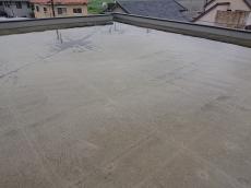 雨水　溜まる　屋根　シート防水　数トン