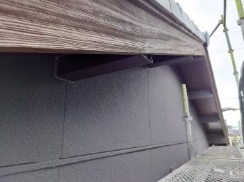 東側　母屋　桁　雨水　侵入　可能性　板金　巻き　雨漏り　対策