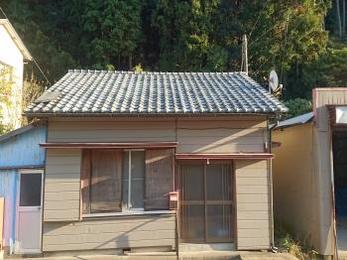 西尾市 S様邸 屋根棟築替え(7寸丸)及び桟瓦差替え工事 事例