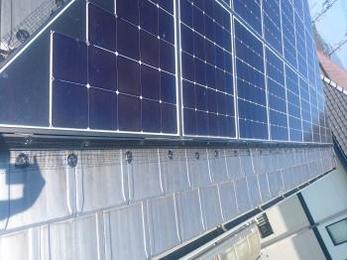 西尾市 T様邸 太陽光パネル鳩対策工事 事例