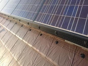 西尾市 S様邸 太陽光パネル鳩対策工事 事例