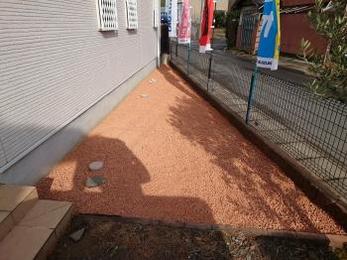 西尾市 K様邸 瓦チップ(シャモット)敷設工事 事例