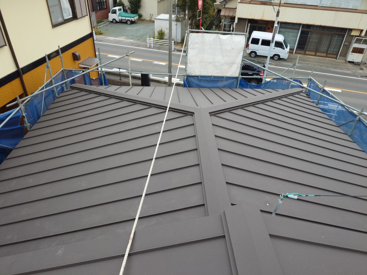雨漏が原因で下地や軒天の腐り→雨漏り解消をし外装リフォーム