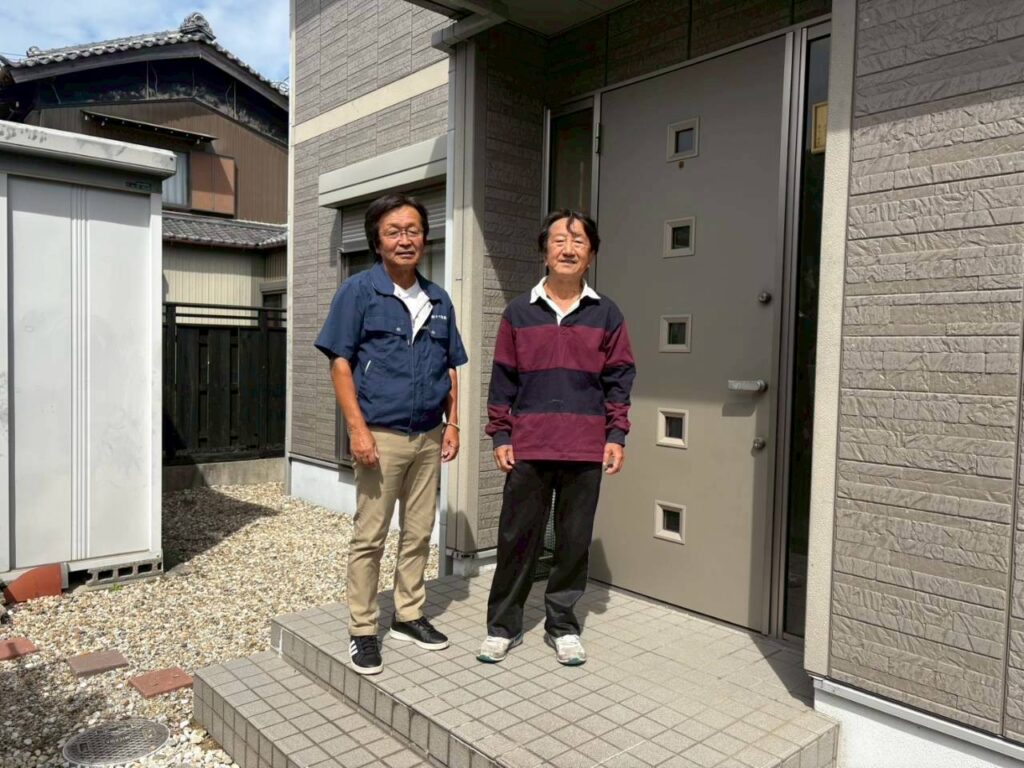 屋根カラーベスト板金カバー改修工事 西尾市Ｋ様の声