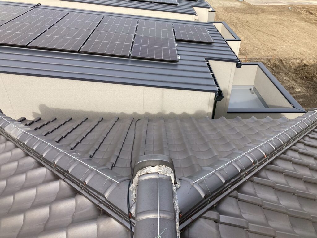 施工前の大屋根棟の様子です。